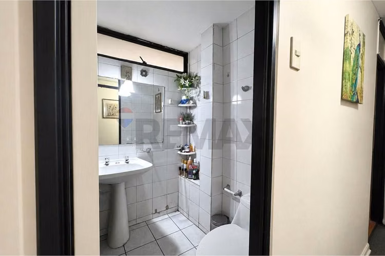 Vende 3 dormitorios y amplia terraza villa frei - Imagen 21