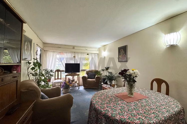 Vende 3 dormitorios y amplia terraza villa frei - Imagen 5