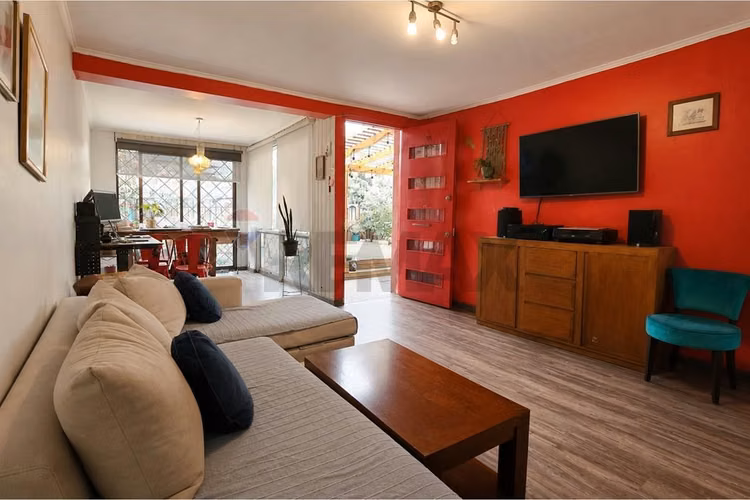 Hermosa casa en pje. con piscina - ñuñoa 3d2b