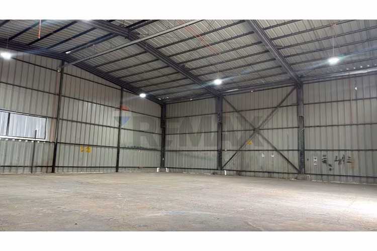 ¡arrienda galpón 400 m² en la pintana!