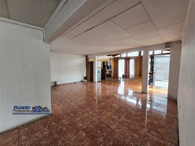 CASA Isabel La Católica con Colón