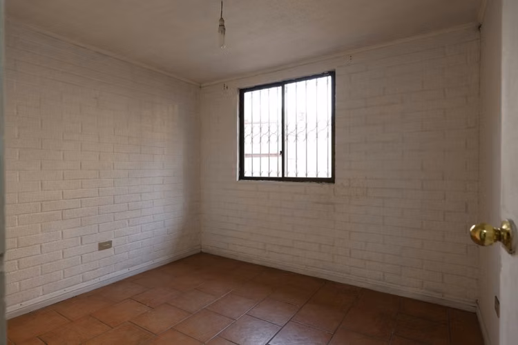 Casa DIEGO BARROZ ORTIZ / AVENIDA CUATRO PONIENTE.