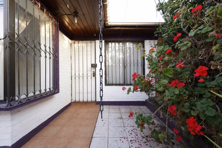 Casa DIEGO BARROZ ORTIZ / AVENIDA CUATRO PONIENTE.