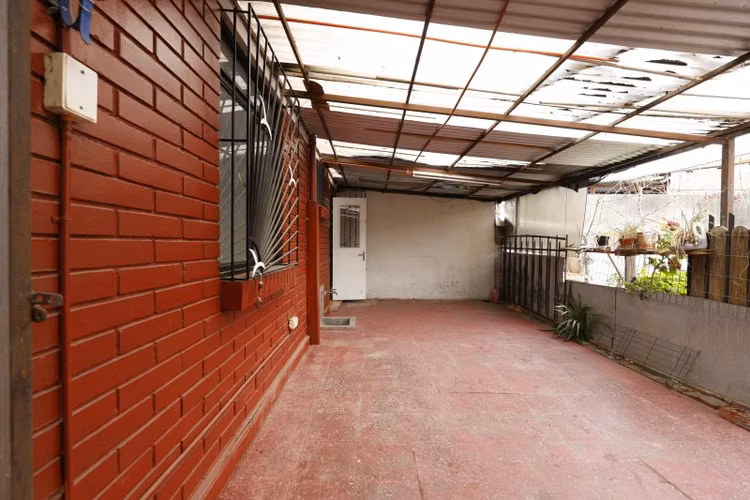 Casa METRO EL BOSQUE.