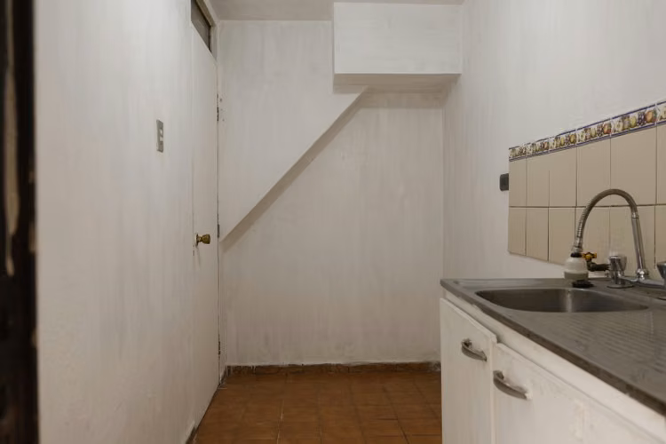 Casa METRO EL BOSQUE.
