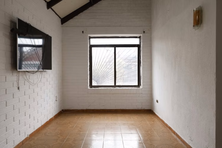 Casa METRO EL BOSQUE.