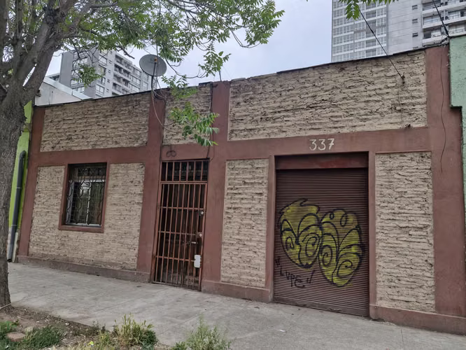 Casa antigua ideal para Inversión 355 metros de terreno a pasos de Alameda