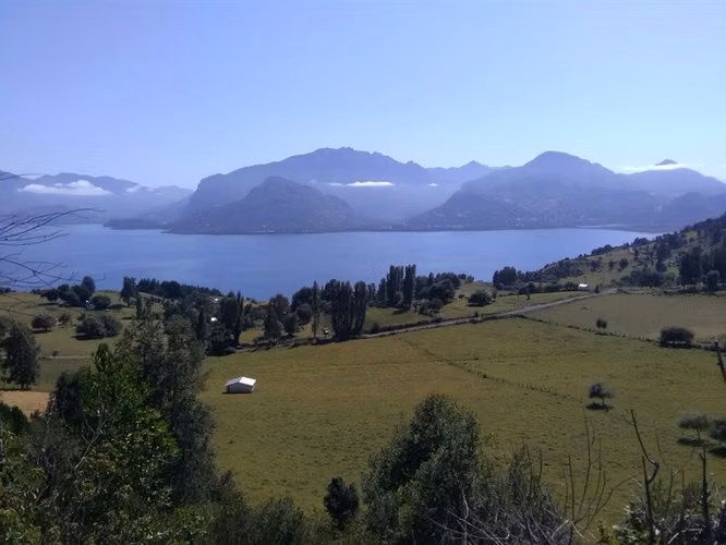 Agrícola En Venta En Lago Ranco - Illa Huapi - 29 Hectáreas
