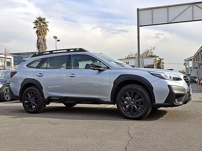 SUBARU OUTBACK 2026
