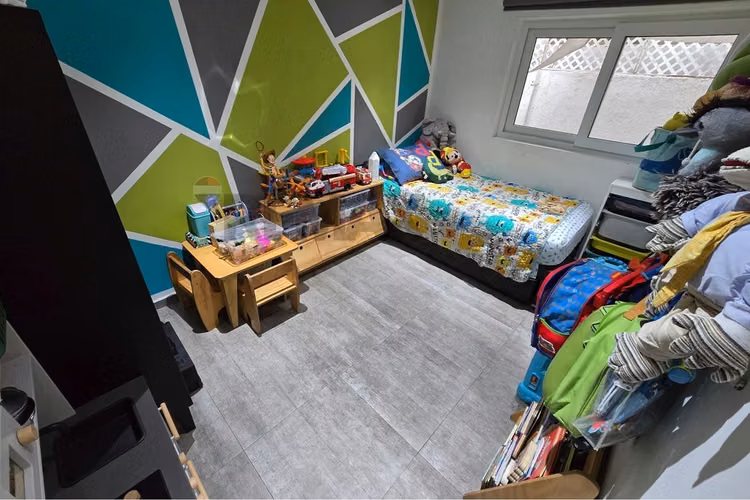 Venta casa 183 metros, la reina - remodelada!!