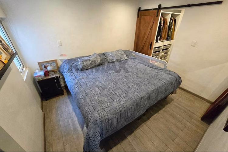 Venta casa 183 metros, la reina - remodelada!!