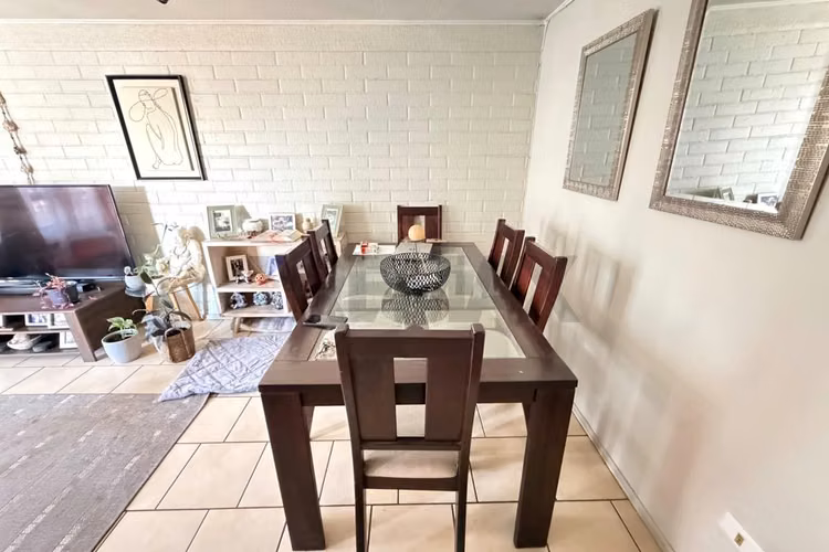 Excelente oportunidad, casa de 3d y 1b