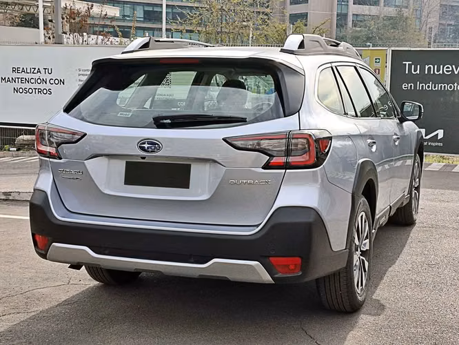SUBARU OUTBACK 2026