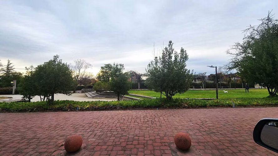 Moderna Vivienda con Excelente Conectividad (171183)