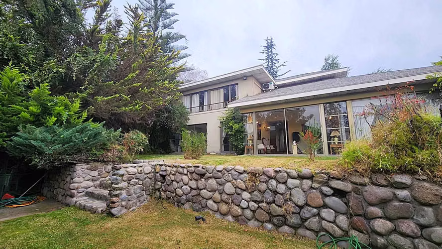 Moderna Vivienda con Excelente Conectividad (171183)