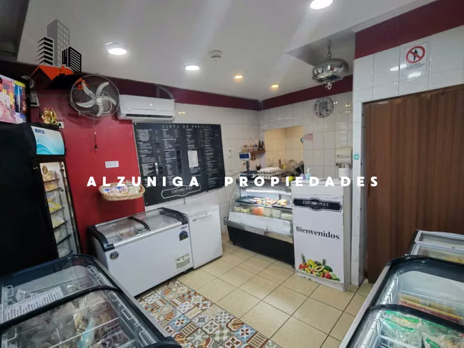 Se Vende Local Comercial en Valle Lo Campino (171184)