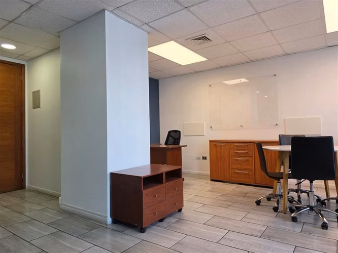 Oficina Amoblada en Arriendo en Las Condes