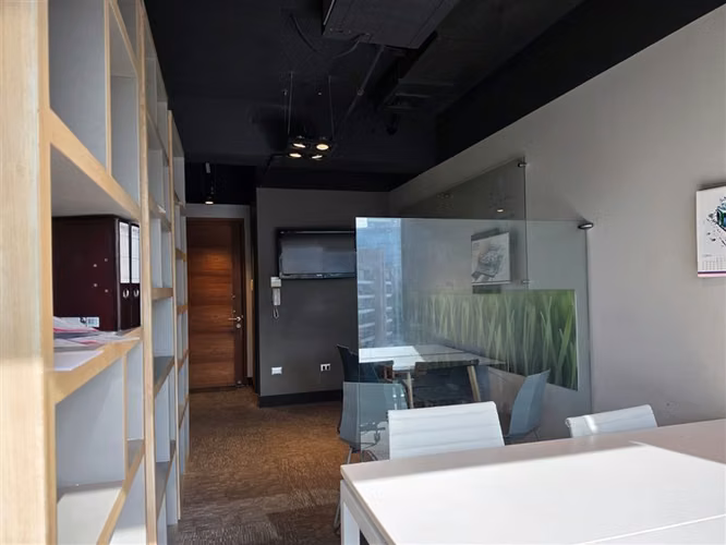 Oficina Amoblada en Arriendo en Las Condes / 22 m2