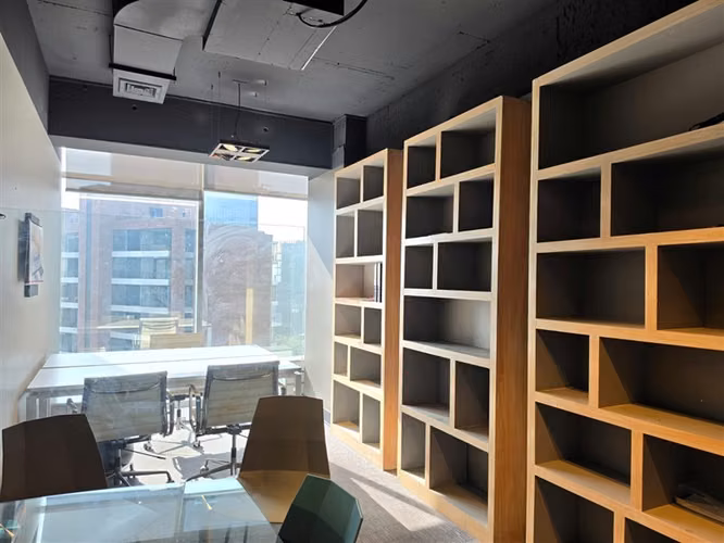 Oficina Amoblada en Arriendo en Las Condes / 22 m2