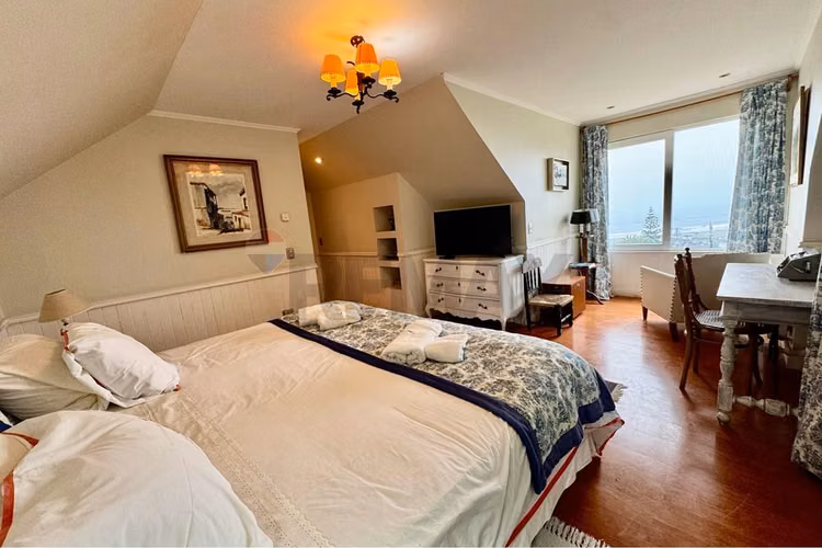 2 casas con impresionante vista al mar