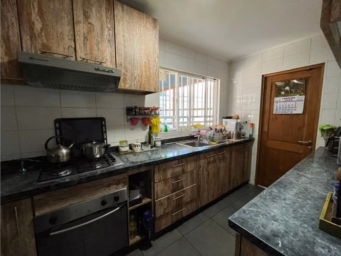 EXCLUSIVA PROPIEDAD EN PARQUE CENTRAL 235m² DE TERRENO, QUILLOTA