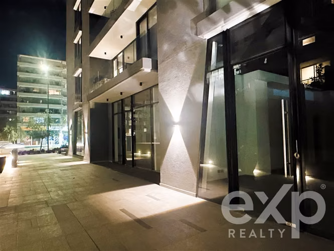 Local Comercial Nuevo en arriendo en Av. Las Condes 60,16 m2