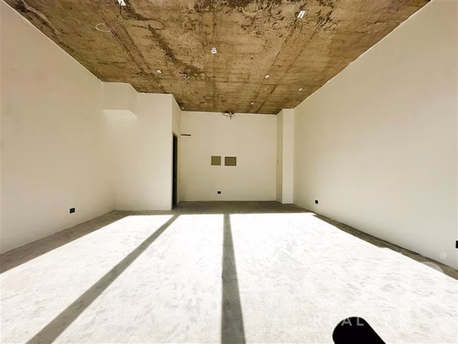 Local Comercial Nuevo en arriendo en Av. Las Condes 45,14 m2