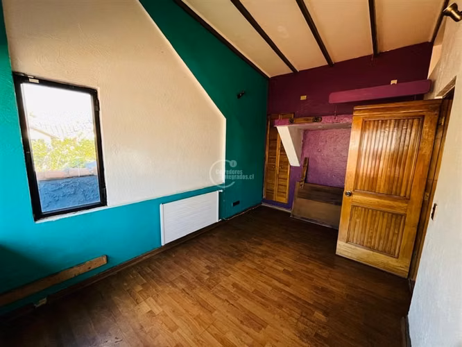 Casa en arriendo de 5 dorm. en Las Condes
