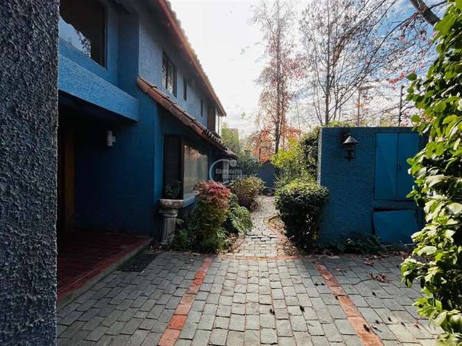 Casa en arriendo de 5 dorm. en Las Condes - Imagen 4