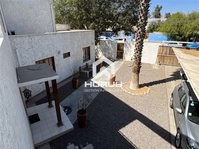 Exclusiva casa en sector Parque Schneider — Copiapó