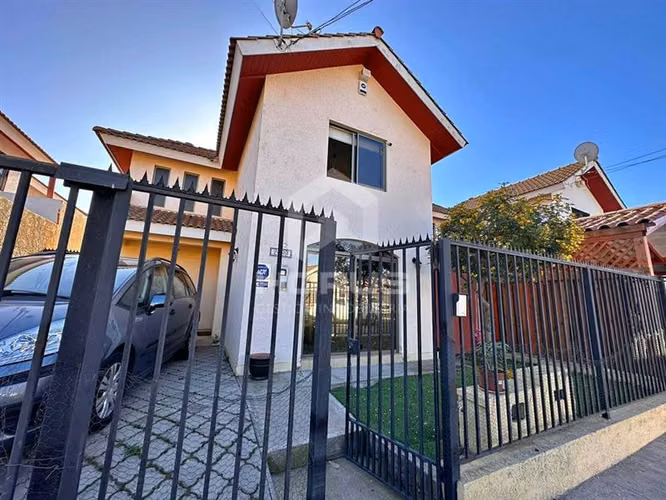 A pasos de supermercado Lider y Colegio Trinity — La Serena