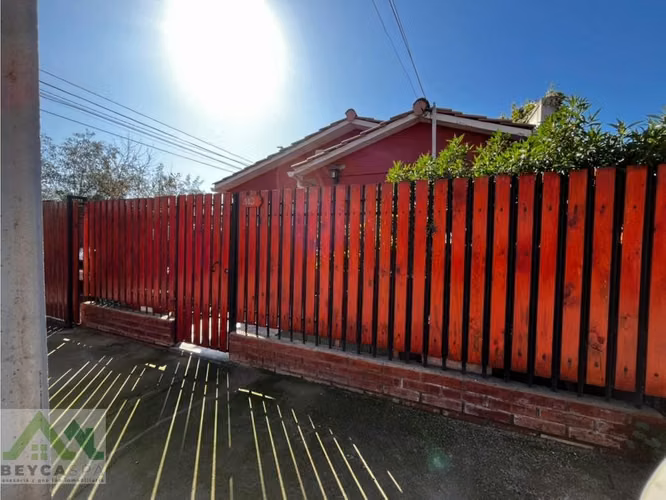 SE VENDE CASA ESQUINA EN PORTAL ARAUCARIA, QUILLOTA