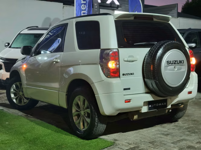 Suzuki Grand Vitara GLX 2.4 Mec Ac 4×4 2016
