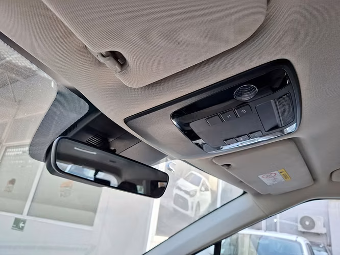 KIA CARNIVAL 2023