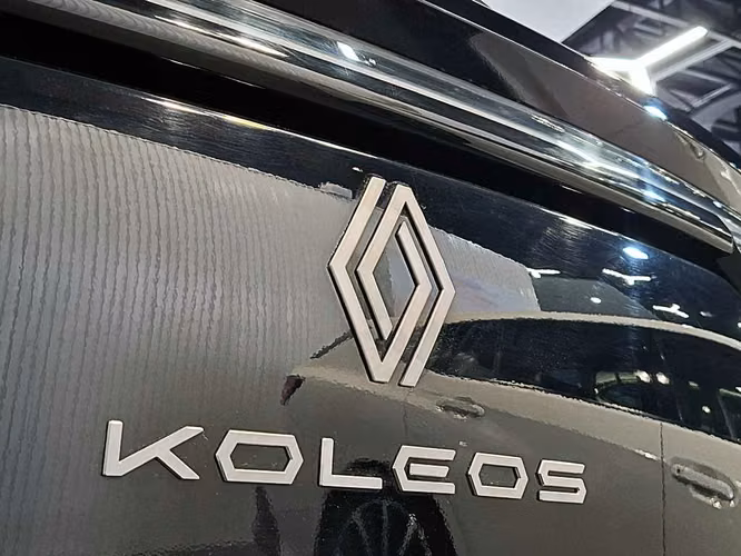 RENAULT KOLEOS 2026