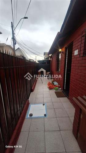 Casa en venta de 3 dorm. en La Florida