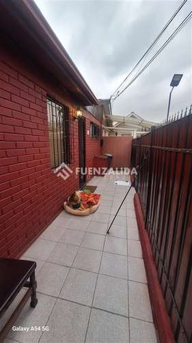 Casa en venta de 3 dorm. en La Florida
