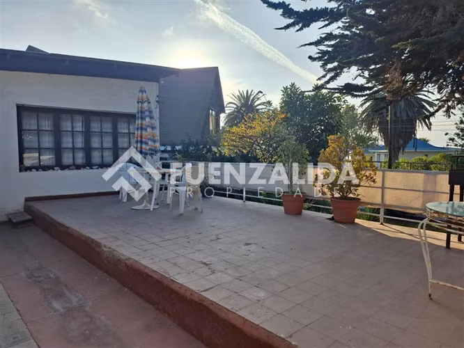 Venta propiedad con amplio terreno en La Herradura, Coquimbo