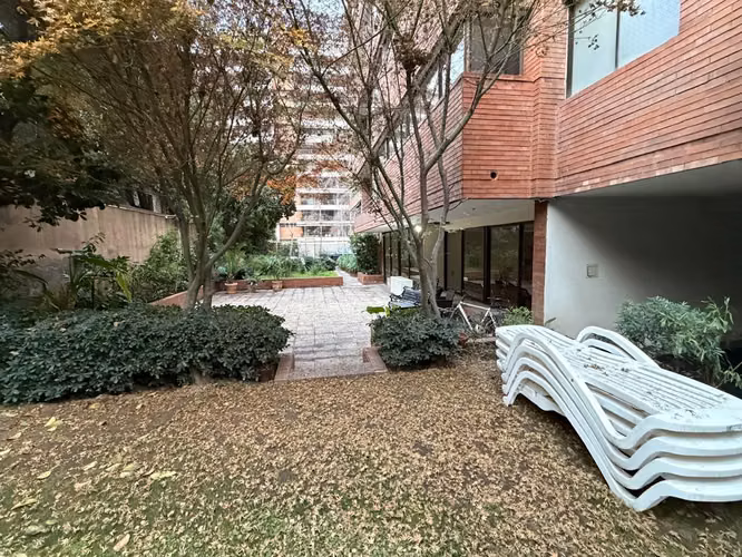 En el corazón del Barrio El Golf (171249)