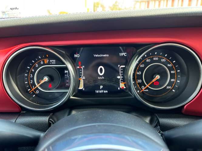 Jeep Gladiator 3.6 RUBICON 4X4 DOB. CAB. AT 4P 2024 - Imagen 15