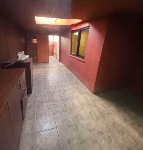 ACOGEDORA CASA DE UN PISO