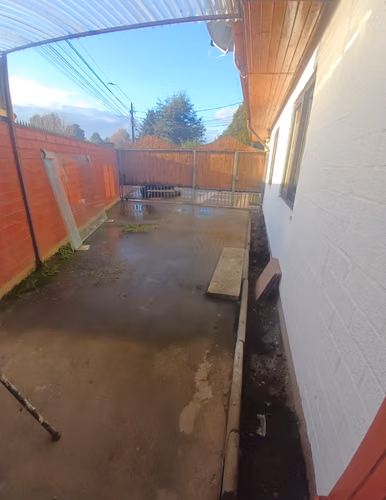 ACOGEDORA CASA DE UN PISO