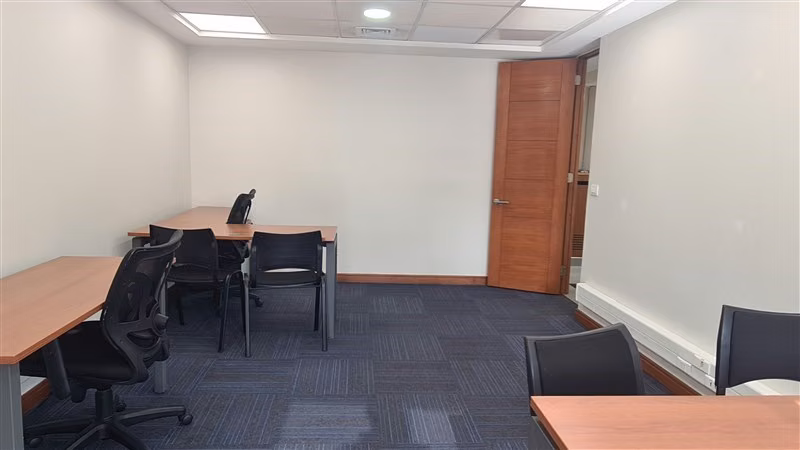 Oficina Arriendo Las Condes 85 m2 Amoblada moderna E Militar