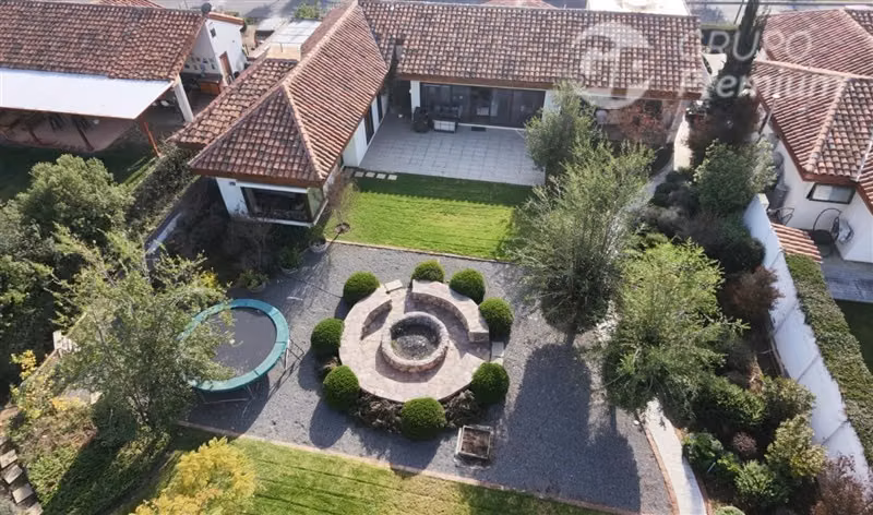 Casa en venta de 5 d, 5 b, 2 est, piscina, en Maipú