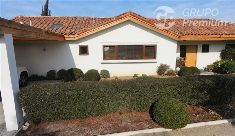 Casa en venta de 5 d, 5 b, 2 est, piscina, quincho, en Maipú - Imagen 2
