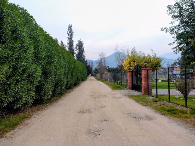 VENDE PARCELA DE 5500 EN SAN ANTONIO DE NALTAHUA, ISLA DE MAIPO