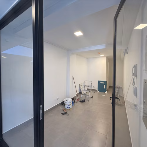 Venta de Local Comercial - Pleno Centro de Santiago 19mts2 - Imagen 2