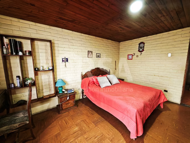 GRAN CASA EN LINDO BARRIO,PEDRO AGUIRRE CERDA (171344)