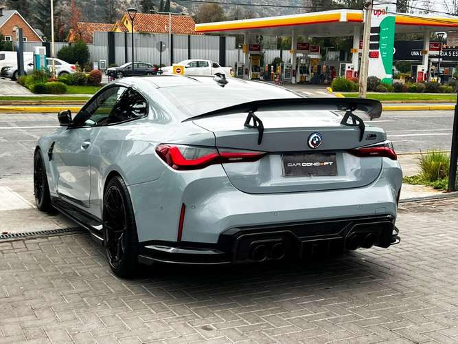 BMW M4 COMPETITION 2022