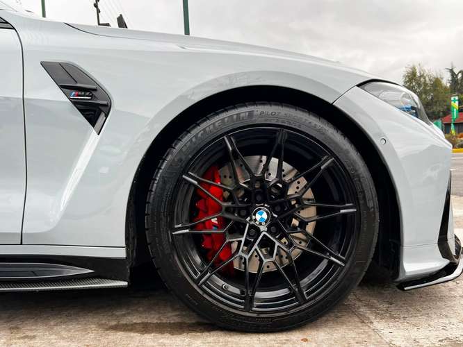 BMW M4 COMPETITION 2022